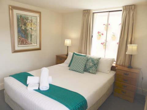 338 On Murray - Your Accommodation 6