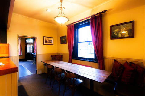 The Tasmanian Inn - Your Accommodation 38