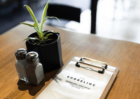 Shoreline Hotel - Your Accommodation 4
