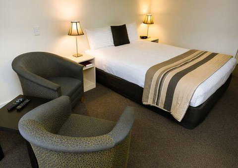 Shoreline Hotel - Your Accommodation 38