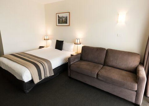 Shoreline Hotel - Your Accommodation 32