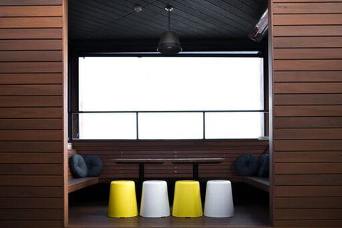 Shoreline Hotel - Your Accommodation 1