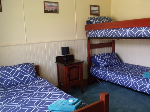 Blue Wren Riverside Cottage - Your Accommodation 2