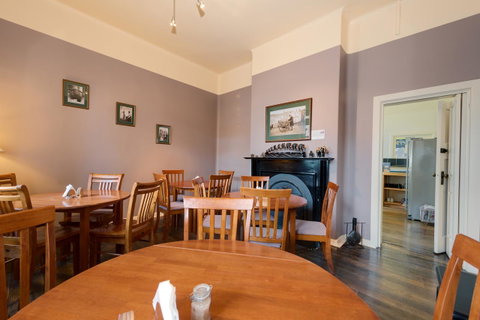 Edinburgh Gallery Bed & Breakfast - Your Accommodation 6