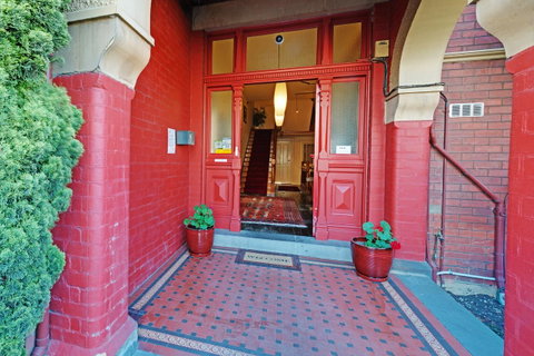 Edinburgh Gallery Bed & Breakfast - Your Accommodation 1