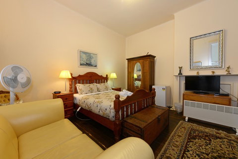 Edinburgh Gallery Bed & Breakfast - Your Accommodation 41