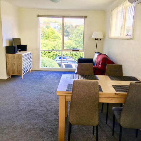 4 At 8 Townhouse Newcastle St - Your Accommodation 12