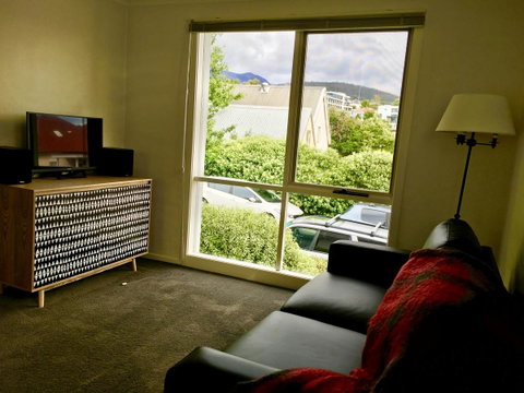 4 At 8 Townhouse Newcastle St - Your Accommodation 7