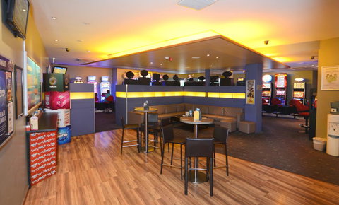 Bridge Hotel - Your Accommodation 22