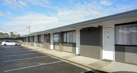 Bridge Hotel - Your Accommodation 11