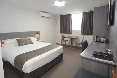 Bridge Hotel - Your Accommodation 7