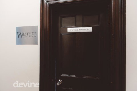 Devine Stays - Westside Apartment On Elizabeth - Your Accommodation 4
