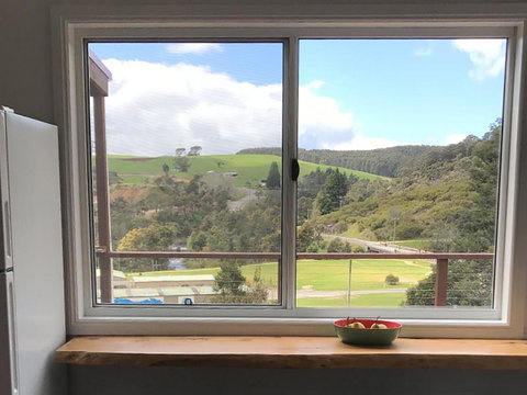 Derby Digs Cottage - Your Accommodation 8