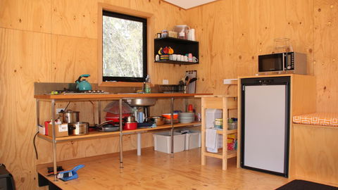 BAY OF FIRES ECO HUT Off Grid Experience At Binalong Bay - Your Accommodation 9