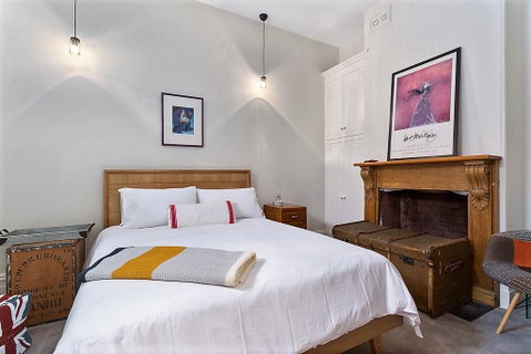 WEST NEST | Classic 3BR Hobart Terrace BEST Location, View, Close To City - Your Accommodation 7