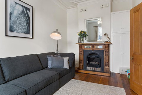 WEST NEST | Classic 3BR Hobart Terrace BEST Location, View, Close To City - Your Accommodation 13