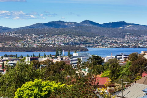 WEST NEST | Classic 3BR Hobart Terrace BEST Location, View, Close To City - Your Accommodation 1