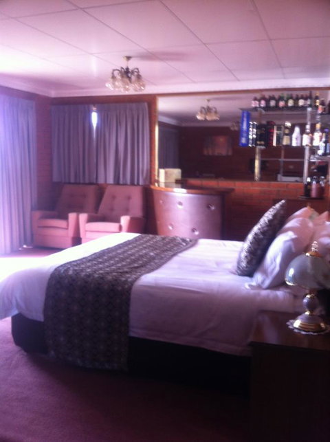 The Waterloo Hotel - Your Accommodation 9