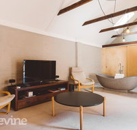 Devine Stays - Hayloft on ELizabeth - Your Accommodation