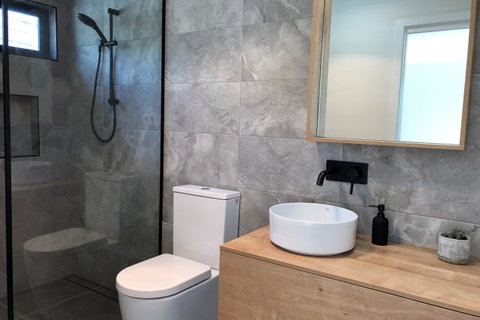 HIDDEN HAVEN Binalong Bay - Your Accommodation 4