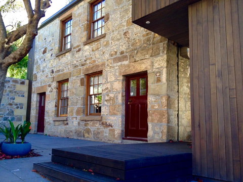 Blue Magnolia - Your Accommodation 1