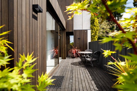 Blue Magnolia - Your Accommodation 9