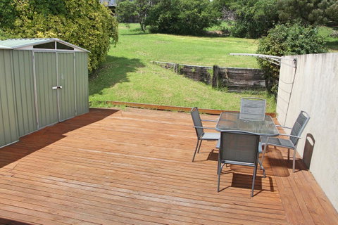 Seaview Apartment - Your Accommodation 6