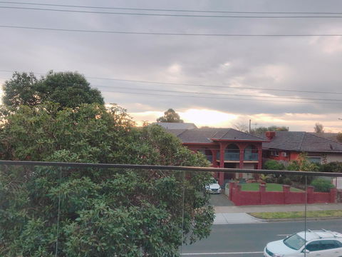 Ellia Doncaster Apartment - Your Accommodation 2