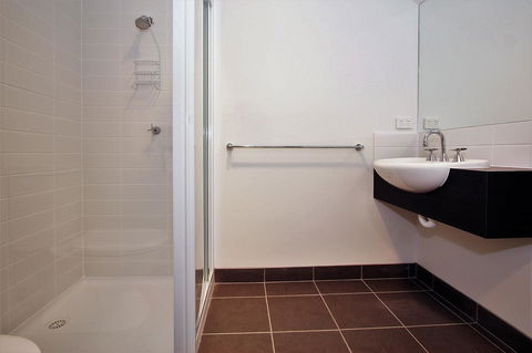 The Island Accommodation - Your Accommodation 5