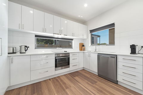 Rosewater Townhouses Dromana - Your Accommodation 17