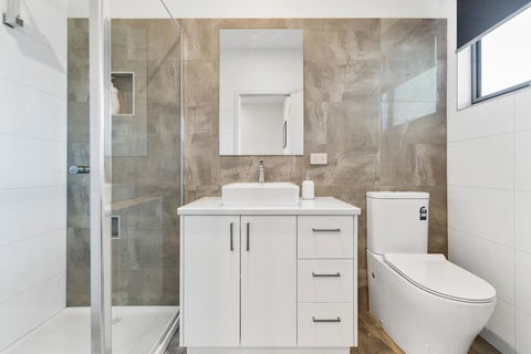 Rosewater Townhouses Dromana - Your Accommodation 11