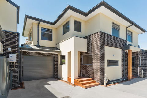 Rosewater Townhouses Dromana - Your Accommodation 15