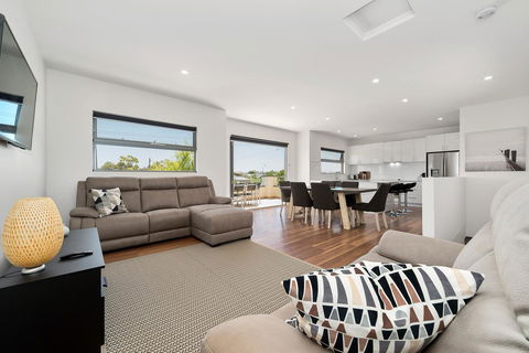 Rosewater Townhouses Dromana - Your Accommodation 0