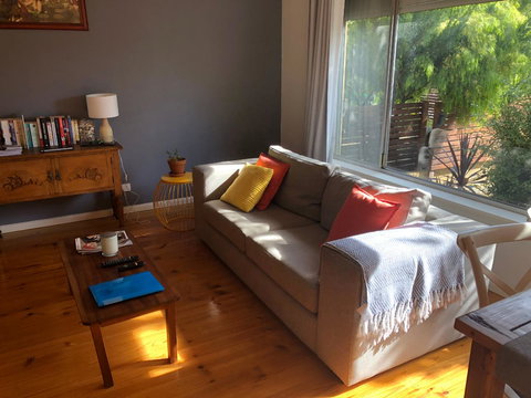 Flora Hill Creek Views - Your Accommodation 6