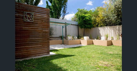 Flora Hill Creek Views - Your Accommodation 17