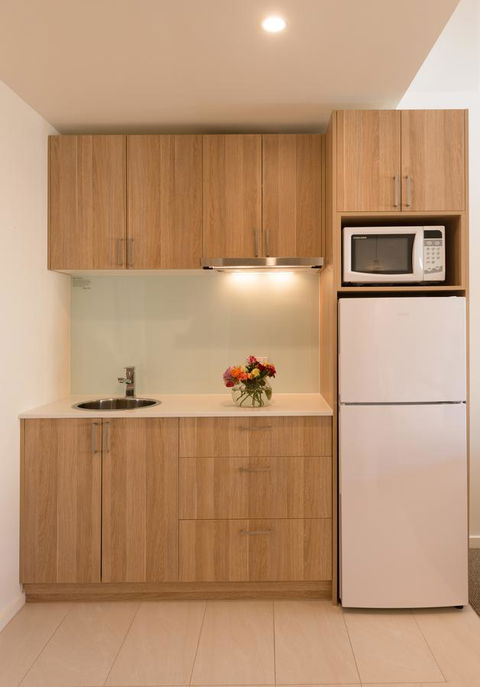 Boathouse Resort Studios And Suites - Your Accommodation 30