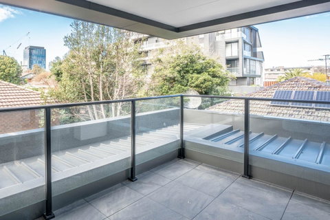 Poplar Apartments - Your Accommodation 10