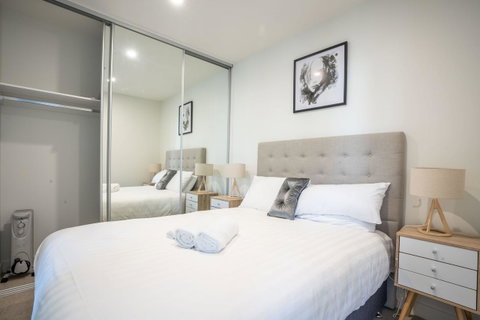 Poplar Apartments - Your Accommodation 20