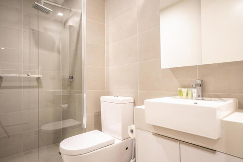 Poplar Apartments - Your Accommodation 11