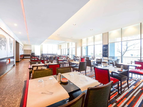 Novotel Melbourne Glen Waverley - Your Accommodation 14