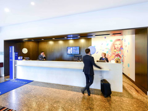 Novotel Melbourne Glen Waverley - Your Accommodation 25