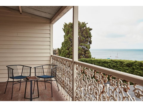 Hotel Sorrento - Your Accommodation 1