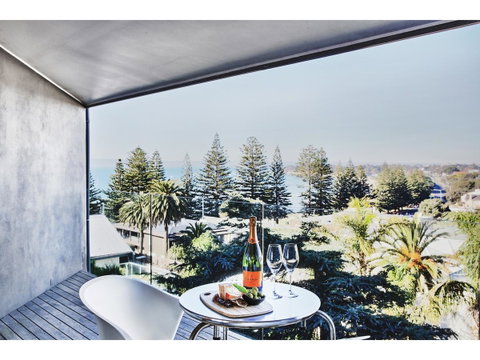 Hotel Sorrento - Your Accommodation 25