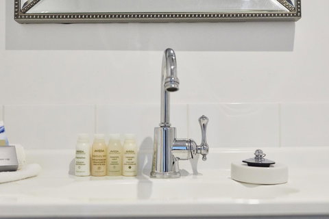 The Royal Hotel Mornington - Your Accommodation 7