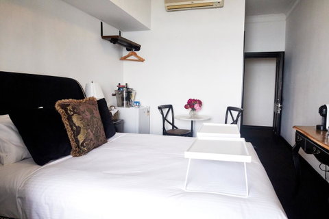 The Royal Hotel Mornington - Your Accommodation 10