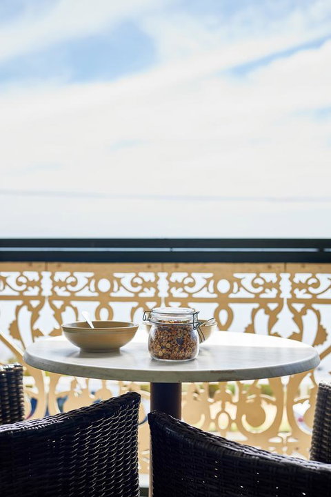 The Royal Hotel Mornington - Your Accommodation 6