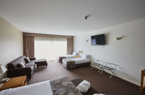 Mornington Hotel - Your Accommodation 22