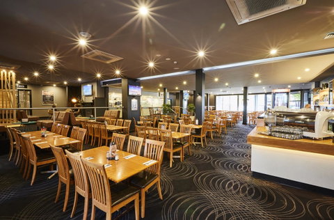 Mornington Hotel - Your Accommodation 11
