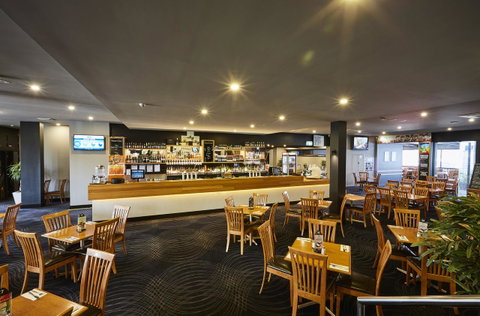 Mornington Hotel - Your Accommodation 10