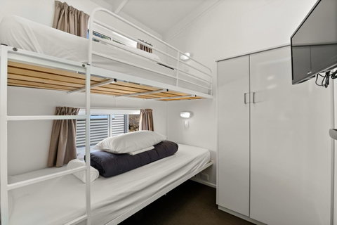 Bright Riverside Holiday Park - Your Accommodation 7